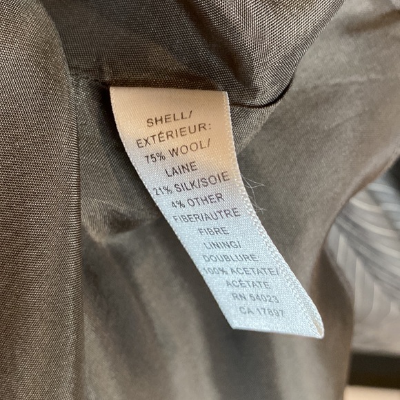 Banana Republic Size 4 Skirt Wool / Silk Pinstripe A-Line Brown/Tan/Gray $35 OBO - Picture 7 of 8